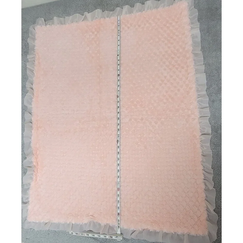 The Peanutshell Pink Baby Blanket - Picture 9 of 10